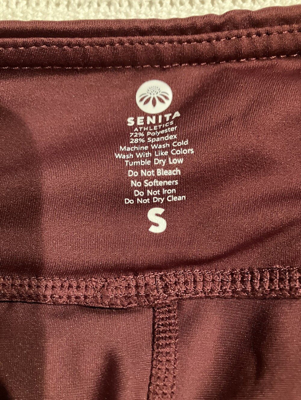 Women's Burgundy Full-Length Leggings - Picture 3 of 3